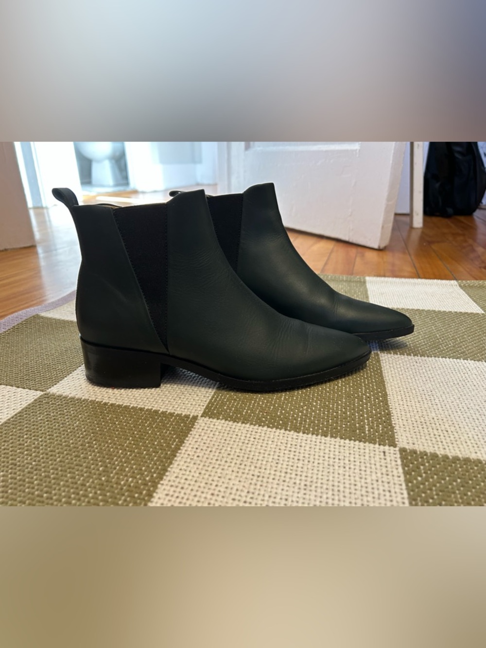 Dark Green Pointed Chelsea Boots - Picture 4 of 6